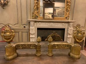 AL247 - coppia di alari in bronzo dorato, epoca '800, misure cm L 42 x H 40 x P 17