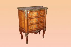 Piccolo comò stile Transizione con marmo del 1800 in mogano