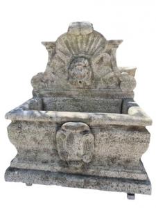 Esclusiva fontana in pietra di Vicenza - Venezia