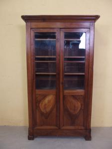 Walnut bookcase with two doors, Louis Philippe style cm W104xD37xH200