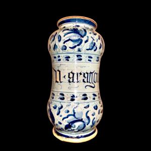 Rochetto Albarello with berettino background, decorated with vegetal motifs, epigraph cartouche, and 'soprabianco'. Venice.