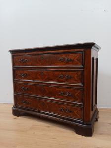 Canterano lombardo in noce - cassettone - primi 700/XVIII secolo - comò - bellissimo!