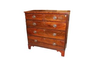 Comò inglese stile Regency in legno di mogano con intarsi XIX secolo