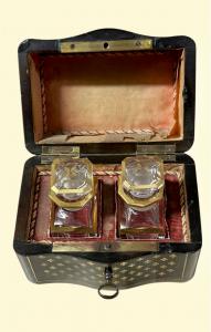 Schachtel, Parfümbehälter, Boîte à parfum - 19. Jh.