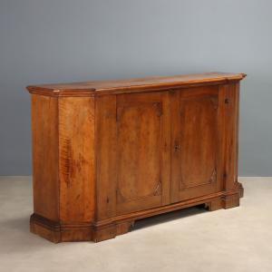 Crédence baroque biseautée en noyer, Italie, XVIIIe siècle