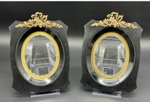 Coppia di Cornici Ovali Napoleon III in Ebanizzato con Applicazioni in Bronzo Dorato – XIX secolo