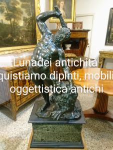 LUNADEI ANTIGUIDADES DESDE 1870