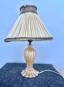 Lampada abat-jour in vetro pesante ‘cordonato oro’.Manifattura Barovier & Toso.Murano.