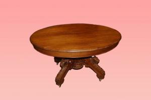 1800s French Louis Philippe style table with walnut wood griffins