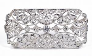Antique Art Deco brooch in platinum with brilliant-cut and rose-cut diamonds