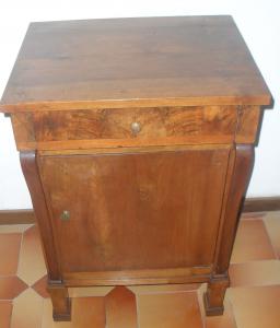 Mesa de cabeceira Império