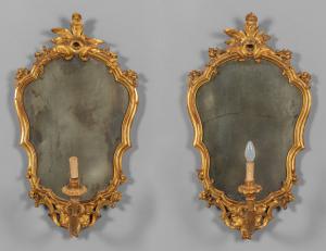 Coppia di specchiere Luigi XIV in legno intagliato e dorato, secolo XVIII