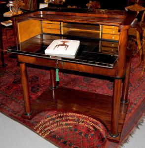 Vienna 1815-20 approx. Important lady's writing desk/secretaire possibly from the production of Joseph Danhauser or his immediate circle