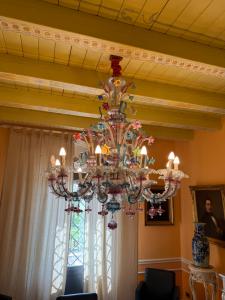 Mehrfarbiger Murano-Kronleuchter 120x135h