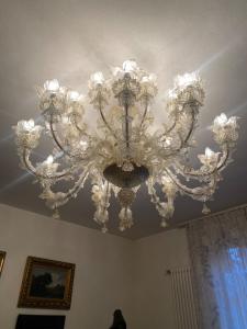 Murano-Kronleuchter im Paar 130x110h