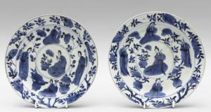 Pair of white and blue porcelain plates, made in China in the 17th century