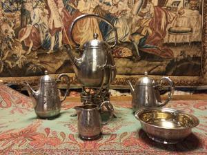 Original CHRISTOFLE. Seltenes komplettes Service mit Samowar. Paris, Jugendstil, Zeitraum 1891-1935.