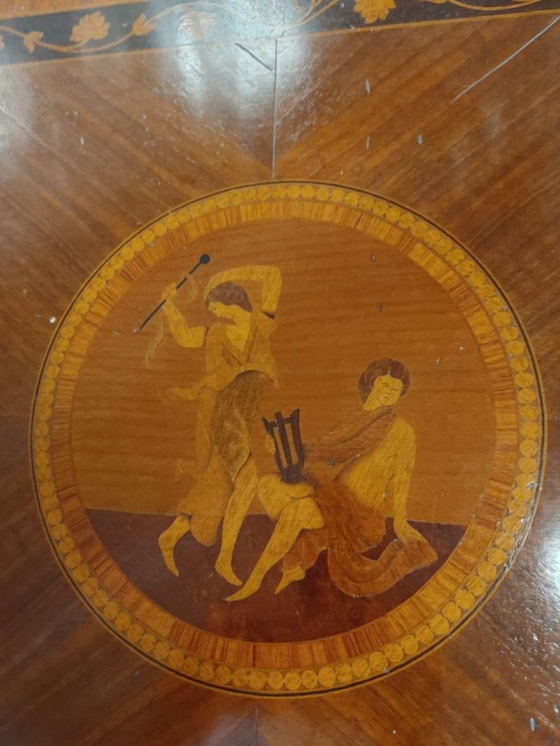 Commode style Louis XVI incrustée de palissandre et bois précieux - Foto 6