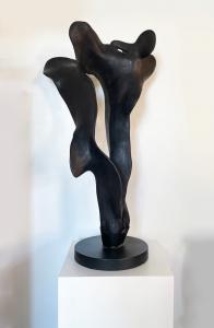Escultura - teca e ferro preto