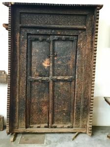 Zedernholzportal
