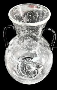 Vaso globulare in vetro trasparente  con molature rocaille e dettagli in argento .S.A.L.I.R.Murano.