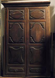 stip206 Walnut wall cabinet, 168 cm x h 266 cm