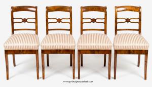 Rara serie di quattro sedie integre della prima fase del periodo biedermeier. Vienna 1820 
