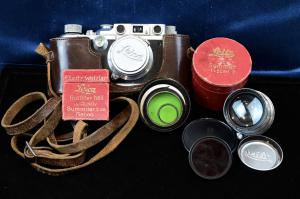 Leica - Macchina Fotografica con Obiettivo e Filtri