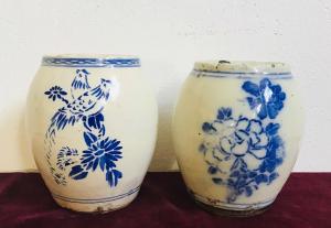 Par de vasos branco e azul