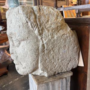 Antique stone sculpture head, Sicily, 17th century. H cm 40 D cm 42 W 35