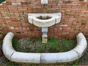 Fontana a muro