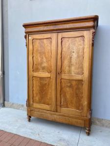 Kleiderschrank aus hellem Mahagoni mit 2 Türen - Restauriert (in Arbeit)_car 3156