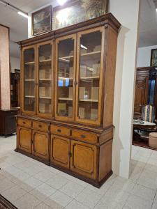 Biblioteca em lariço, segunda metade do século XIX.
