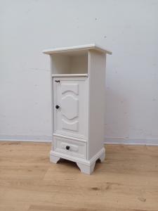 Piccolo comodino- mobiletto - laccato bianco-metà 900-piccole dimensioni!