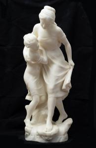Scultura antica Napoleone III in alabastro raffigurante una scena galante. Francia XIX secolo.