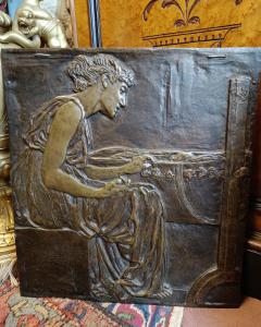 The cradle is a bronze sculpture, created in 1906 by the artist Leonardo Bistolfi. (Measurements: 42 cm x 39 cm). Period: 20th century The cradle is a bronze sculpture, created in 1906 by the artist Leonardo Bistolfi. The bas-relief was located at