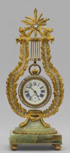 Orologio a lira in bronzo dorato e cristalli, Francia fine secolo XIX