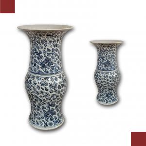 PAIR OF QING VASES WITH BLUE DECORATIONS LATE 19TH - EARLY 20TH CENTURY