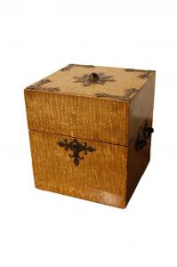 1800s French thuya burl liquor box