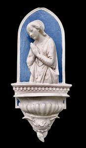 Acquasantiera in maiolica stile ‘robbiana’,Madonna.Manifattura Cantagalli,Firenze.