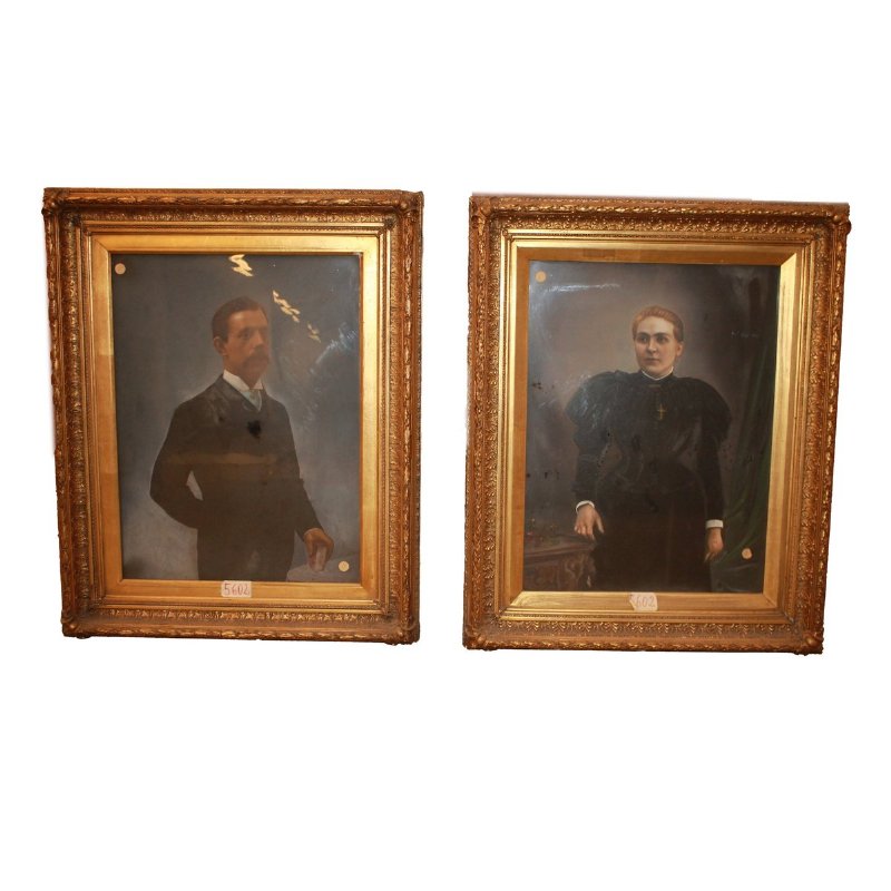 Coppia di pastelli del 1800: Ritratto di Nobiluomo e Dama