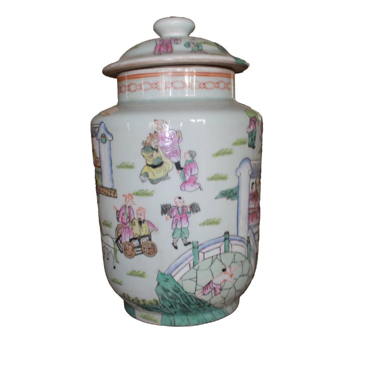 Potiche Chinesa do início de 1900 em porcelana decorada com personagens