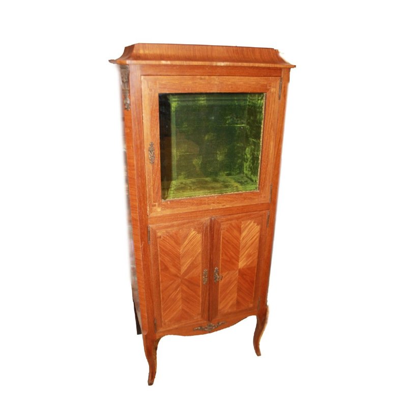 Small French Louis XV style display cabinet from the 1800s in Bois de Rose wood