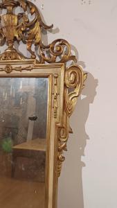 NEOCLASSICAL MIRROR WITH SMALL AMPHORA, SECOND HALF OF 18TH CENTURY - Foto 6