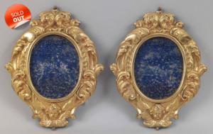 Paar vergoldete Bronzerahmen mit Lapislazuli-Platten