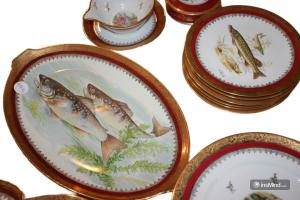 Serviço de jantar em porcelana decorada com frutas e peixes, 20 peças