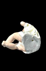 Figura di bambino ‘piano baby’ in porcellana policroma  bisquit. Manifattura Heuback,Germania. - Foto 6