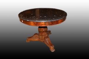 Mesa de centro estilo Carlos X em madeira de mogno e pena de mogno com tampo em mármore