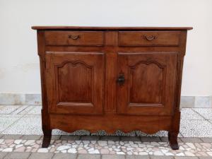 Credenza provenzale fine 700. 137lx55p