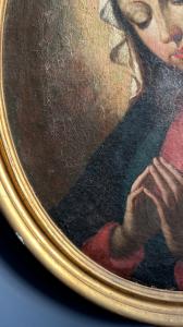Devotional painting depicting the Virgin in Prayer – Oil on Canvas – 17th century - Foto 7